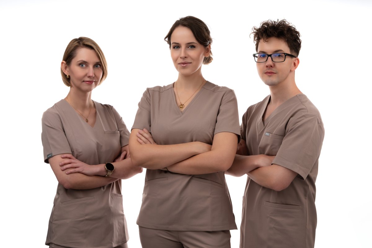 Lekarze Furmańczyk Clinic: lek. Anna Wasilewska-Byra, dr n. med. Marta Kasprowicz-Furmańczyk i lek. Jakub Czerwik